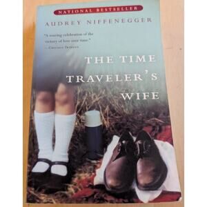 📚 The Time Travelers Wife by Audrey Niffenegger